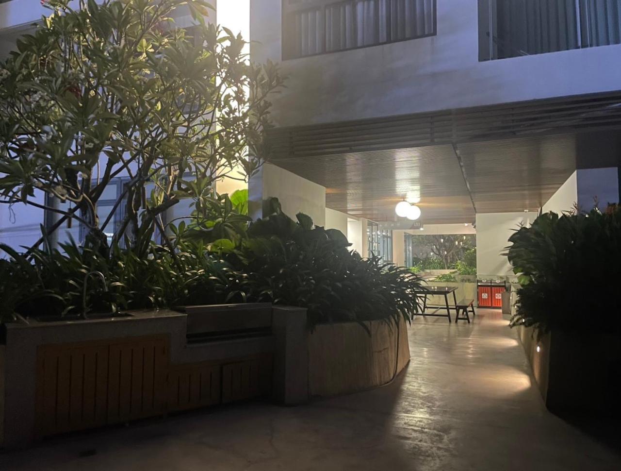 Compass One Building - Luxury Apartments Ap Phu Tho Εξωτερικό φωτογραφία