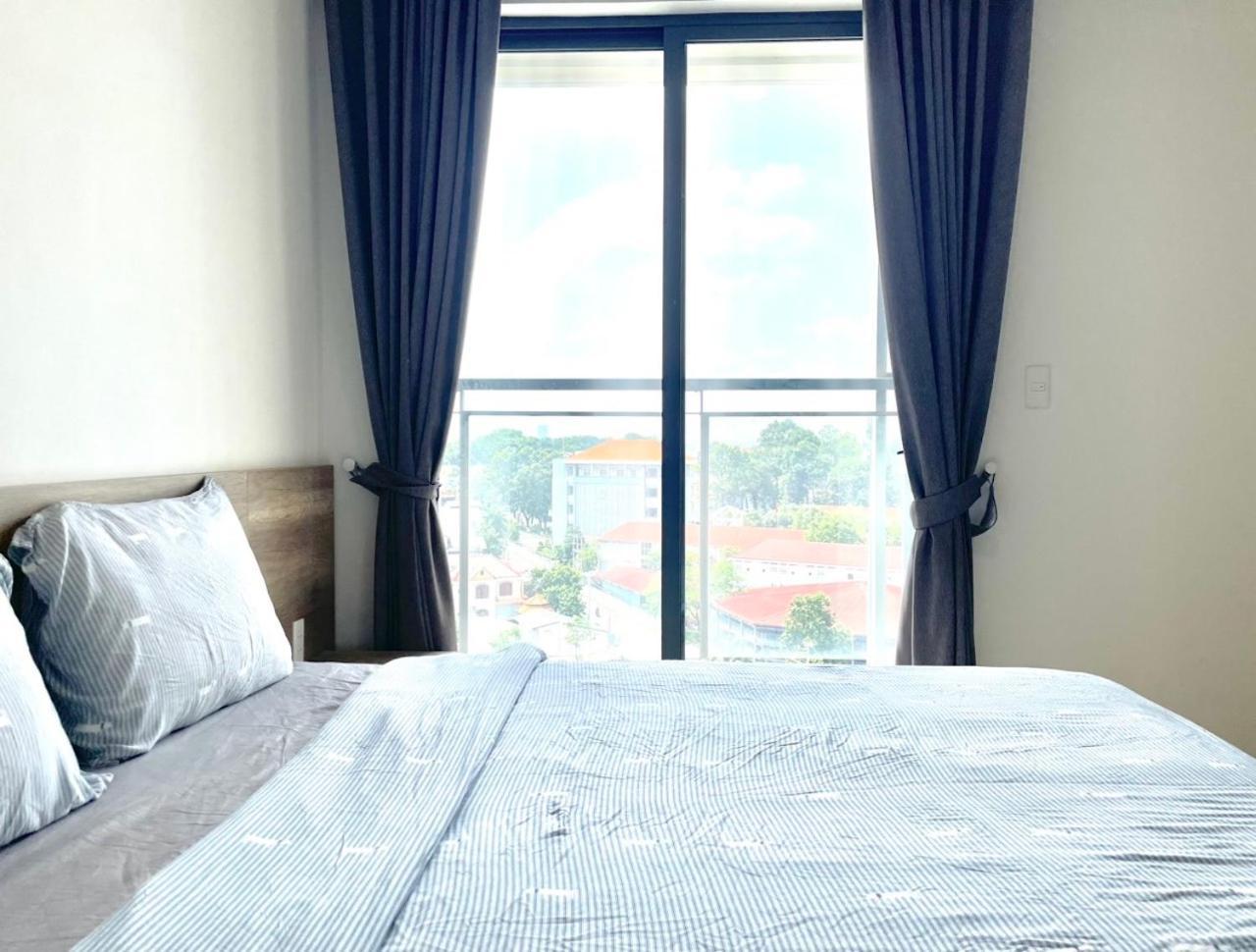 Compass One Building - Luxury Apartments Ap Phu Tho Εξωτερικό φωτογραφία